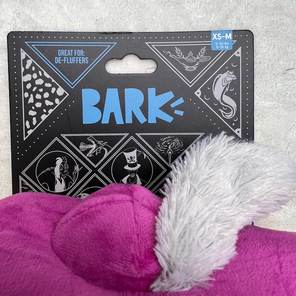 New bark brand Disney villains Captain Hook dog toy - Picture 5 of 6